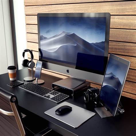 20+ Gorgeous Home Office Desk Setup Ideas - SWEETYHOMEE