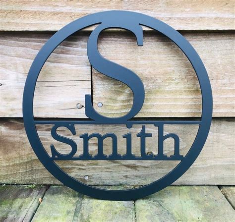 15 Inch Circle Modern Personalized Family Name Metal Sign/ | Etsy ...