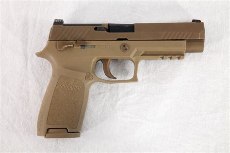 Army to begin fielding new modular handguns in November | Article | The ...