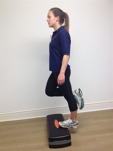 Calf Muscle (Gastrocnemius, Soleus & Achilles Tendon) Stretches ...