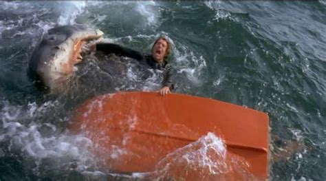 Jaws has an infamous, gory deleted scene — and it's good that Spielberg ...