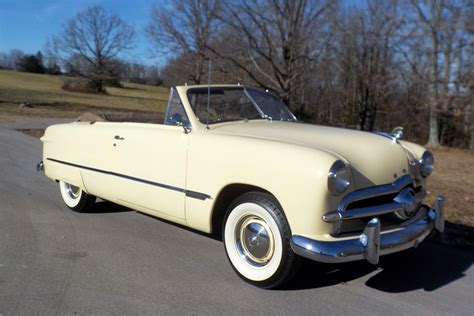 1949 FORD CONVERTIBLE COUPE