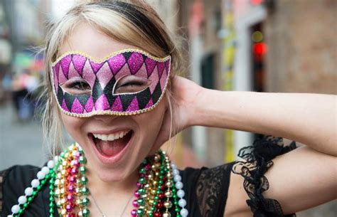 Mardi Gras Mask Ideas to Make or Buy | LoveToKnow