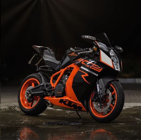 KTM RC8 Specs, Images & Top Speed | Ktm rc8, Ktm, Super bikes