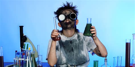 Chemistry Experiment Fails (VIDEO) | HuffPost UK