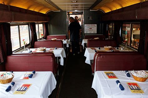 Amtrak Is Ending White-Tablecloth and Fresh Food Dining Car Tradition ...