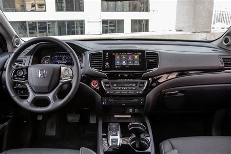 2020 Honda Pilot Specs, Price, MPG & Reviews | Cars.com