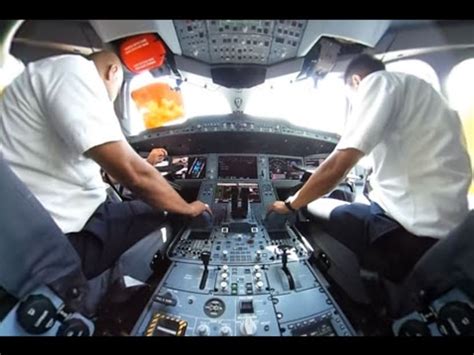 360 Degree View of the A350 XWB Cockpit - TODAY