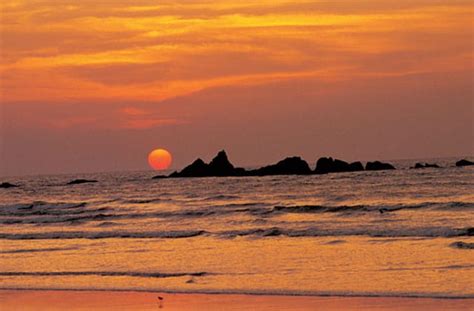 Top 5 Beaches in Kannur - Trans India Travels