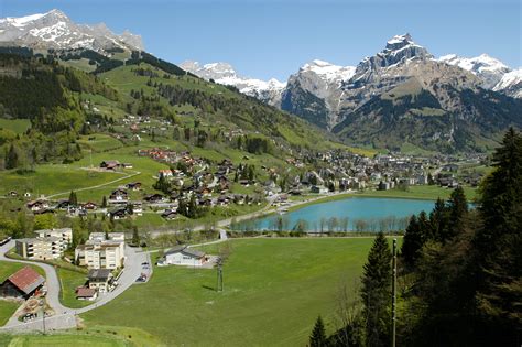 Hiking in Switzerland - Best Hikes and Tips by a Local - EuropeUpClose