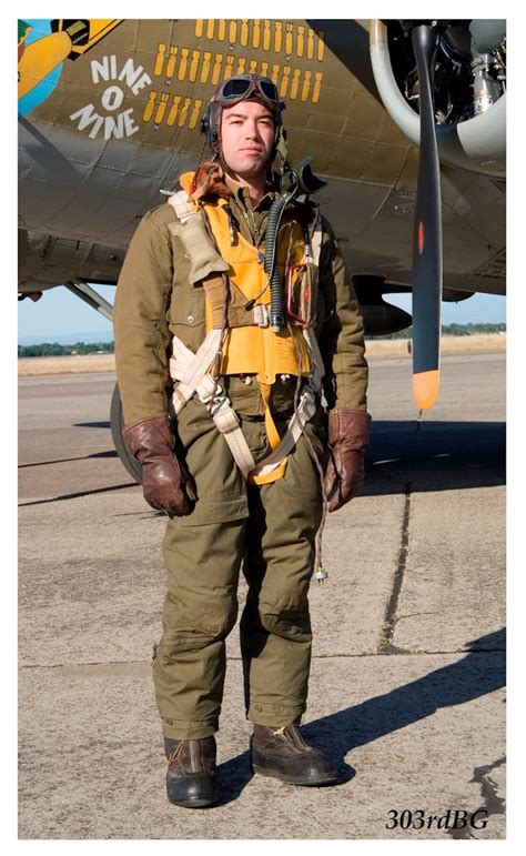 WWII Uniforms and Flight Gear (Photo Shoot) | Wwii uniforms, Wwii ...