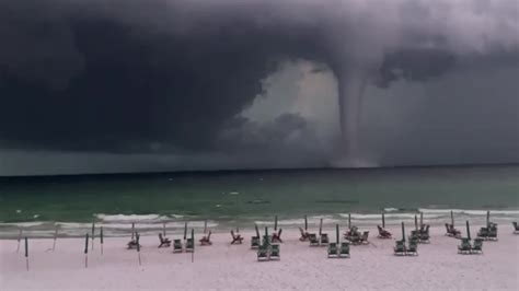 Massive Waterspout Churns Off Florida - Videos from The Weather Channel