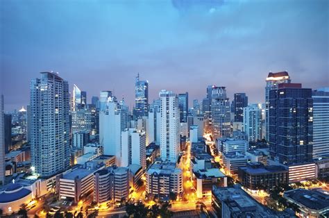 Makati skyline (Manila - Philippines) | Global Trade Review (GTR)