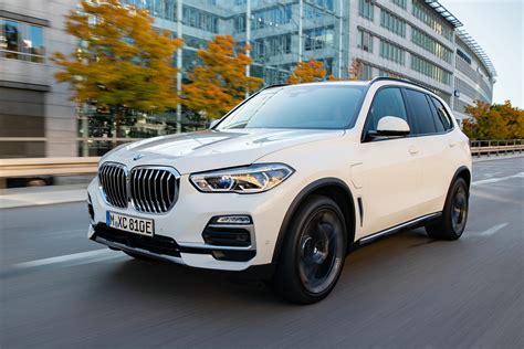 2021 BMW X5 plug-in hybrid SUV: More power, more than double the ...