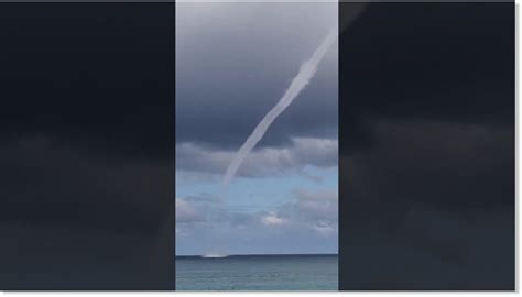 Giant waterspout filmed off Loiza, Puerto Rico -- Earth Changes -- Sott.net