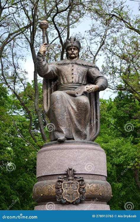 Ivan Mazepa Statue in Poltava, Ukraine (May 2017) Editorial Image ...