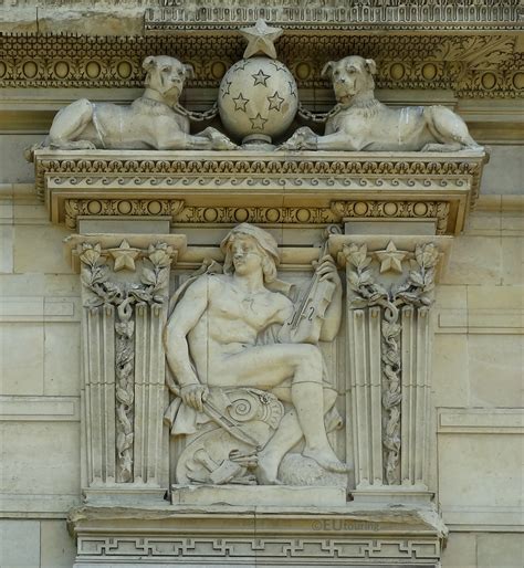 RHS Bas relief sculpture on Aile de Marsan at Musee du Louvre - Page 1161