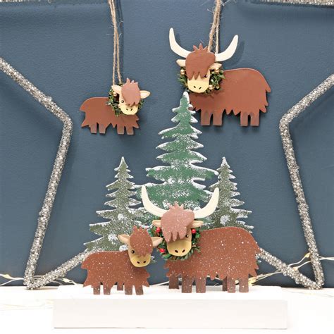 Christmas Tree Highland Cow Coo With Horns Decoration By Red Berry Apple