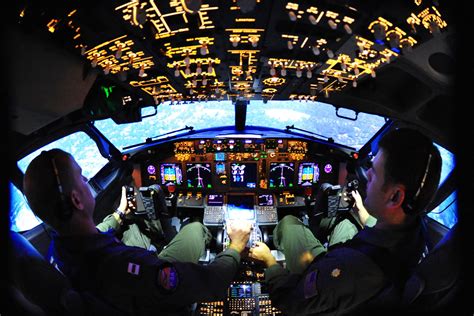 P 8 Poseidon Cockpit