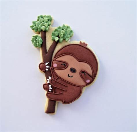 Tree Hugging Sloth (4) – MACStencils