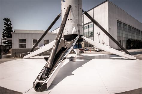 SpaceX Just Put The Coolest Garden Gnome Ever In Its Front Yard ...