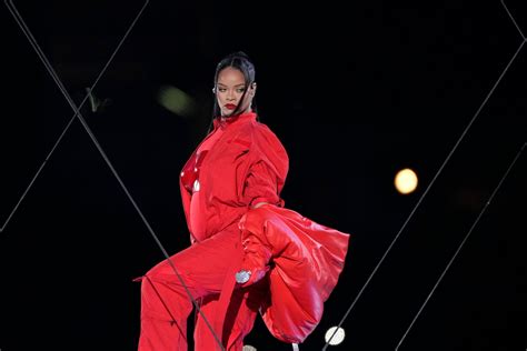 Super Bowl 2023: Watch Rihanna's full halftime show performance