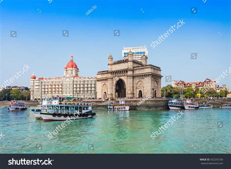 Gateway India Boats Seen Mumbai Harbour Stock Photo 432255109 ...