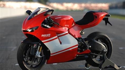 Una Ducati Desmosedici RR cerca un nuovo proprietario - News | InMoto.it