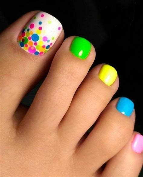 Pin by Gabriela Peña on Uñas de manos y pies | Pretty toe nails, Toe ...