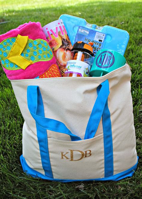 Personalized Tote Gift Bag: Gift Idea for Any Occasion - Silhouette School