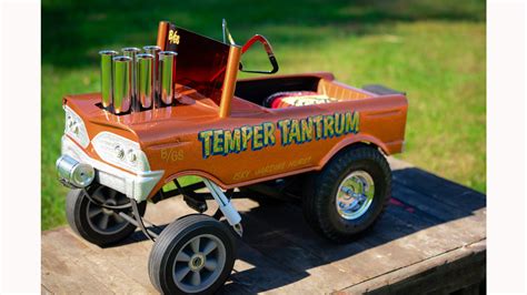 Temper Tantrum Murray Gasser Pedal Car 41x23x19 | H17 | Kissimmee 2017