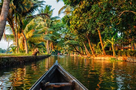 The Kerala Backwaters and How to Best Visit Them