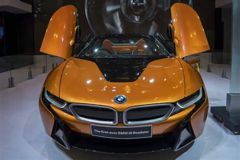 Is The BMW i8 Electric? - Zevfacts