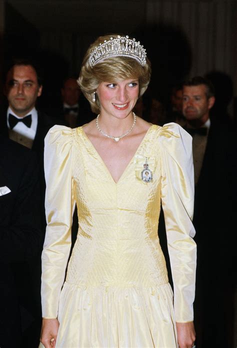 Princess Diana's Best Fashion Moments - Princess Di's Style Timeline