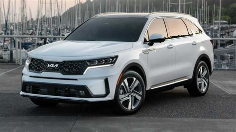 2022 Kia Sorento PHEV Has Three-Row Seating, 32 Miles Of EV Range