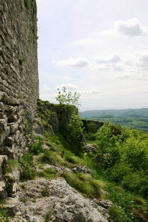 Srebrenik Fortress - 2018 Reviews: All You Need to Know Before You Go ...