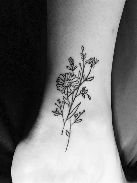 Daisy Tattoo Design On Ankle - 12 Designs You Must Know