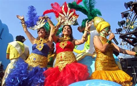 Goa Carnival Ladies Dance - Desi Comments