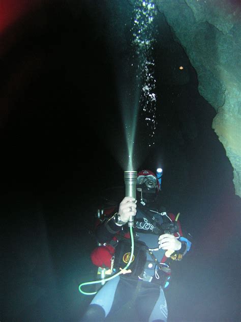 Cave diving | Buceo