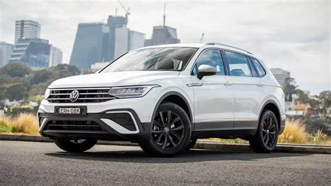 Volkswagen Tiguan Allspace 110TSI 2022 review | Drive