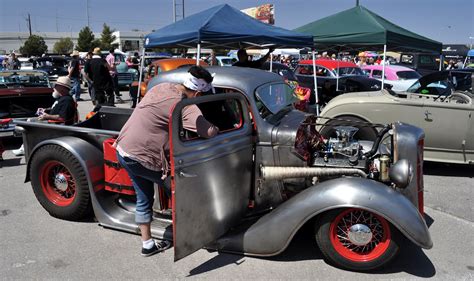 Classic Cars Authority: Impressive hot rod truck from Viva Las Vegas ...