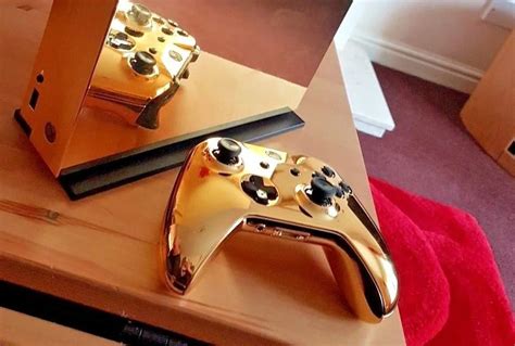 CV | 24K Gold Xbox One X discovered and sold for over 10.000$