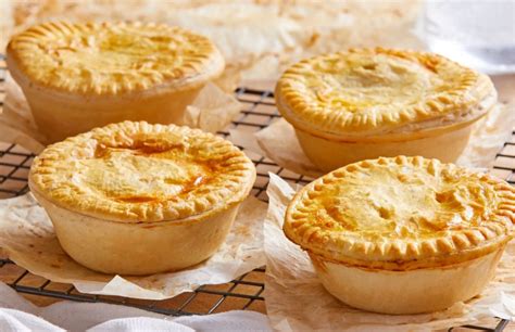 Aussie Pies & Footy: Can You Name a More Iconic Duo?