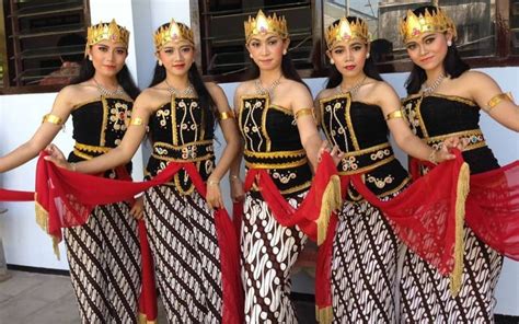 12 Tari Tradisional Jawa Tengah, Unik dan Bersejarah - Dailysia