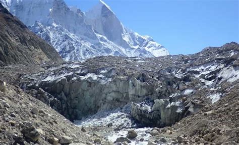 Gaumukh Trek Guide - Timings, Weather, Route, Trek & FAQs