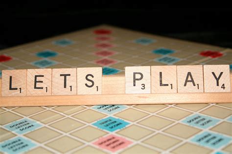 Το Scrabble επινοήθηκε από έναν άνεργο αρχιτέκτονα. Το δημοφιλές ...