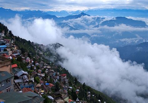 Darjeeling Trip to Queen of hills, Darjeeling tourism India - Adotrip