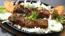 Beef Tikka Recipe By Chef Zakir - Cook with Hamariweb.com