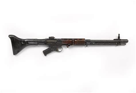 Fallschirmjagergewehr FG 42 7.92 mm automatic rifle, 1943 (c) | Online ...