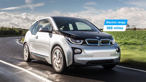 BMW i3 Review 2025 | Drive, Specs & Pricing | Carwow